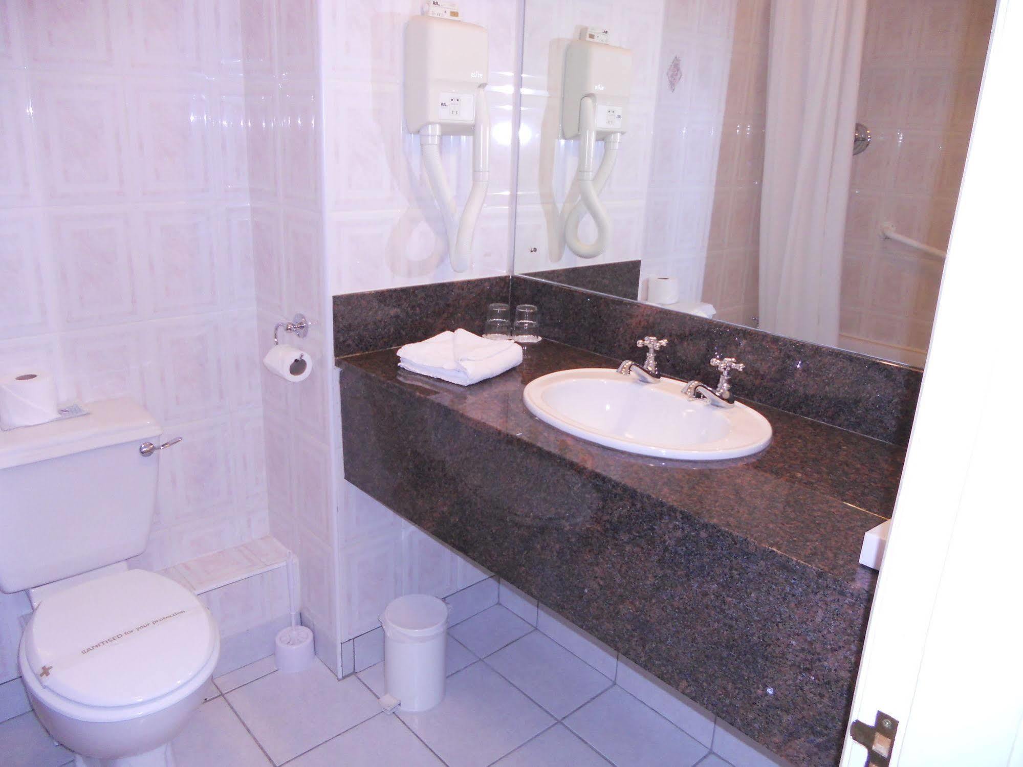 Rhu Glenn Hotel Waterford Eksteriør bilde